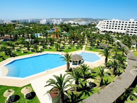 Holiday Village Manar 4*