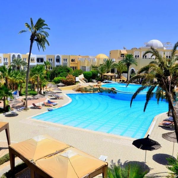 Joya Paradise