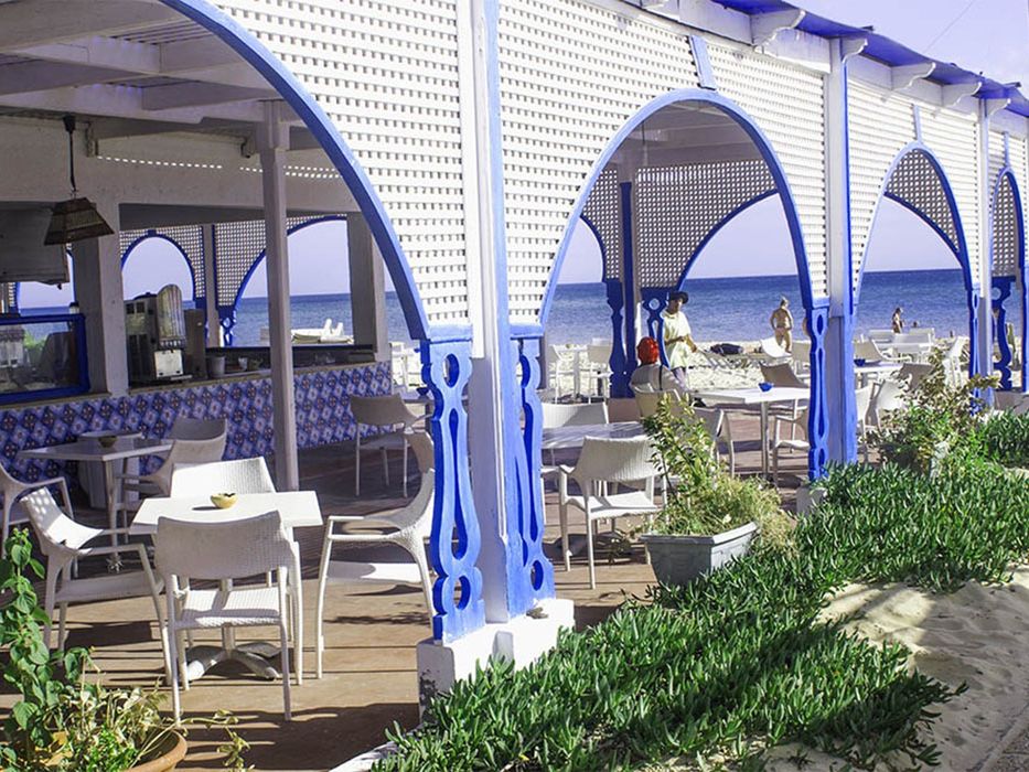 beach bar