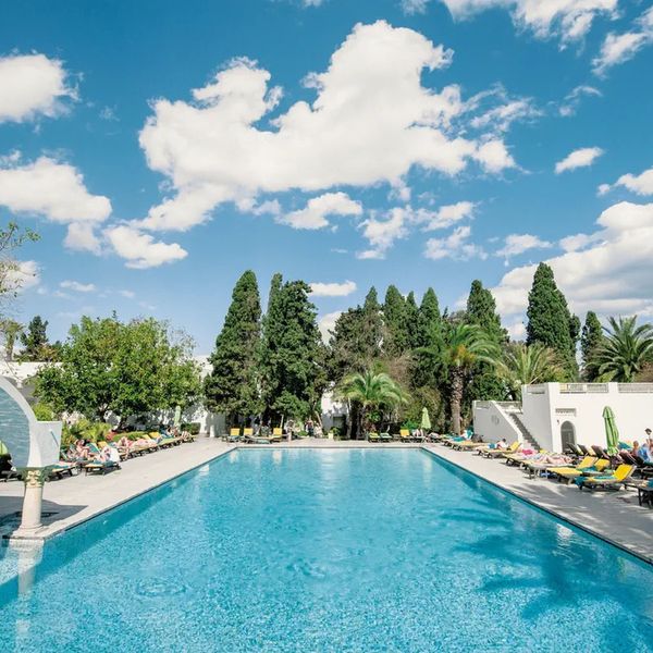 Les Orangers Beach Resort