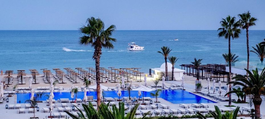 Les Orangers Beach Resort & Bungalows