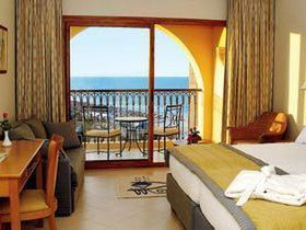 Movenpick Sea Pearl 4.