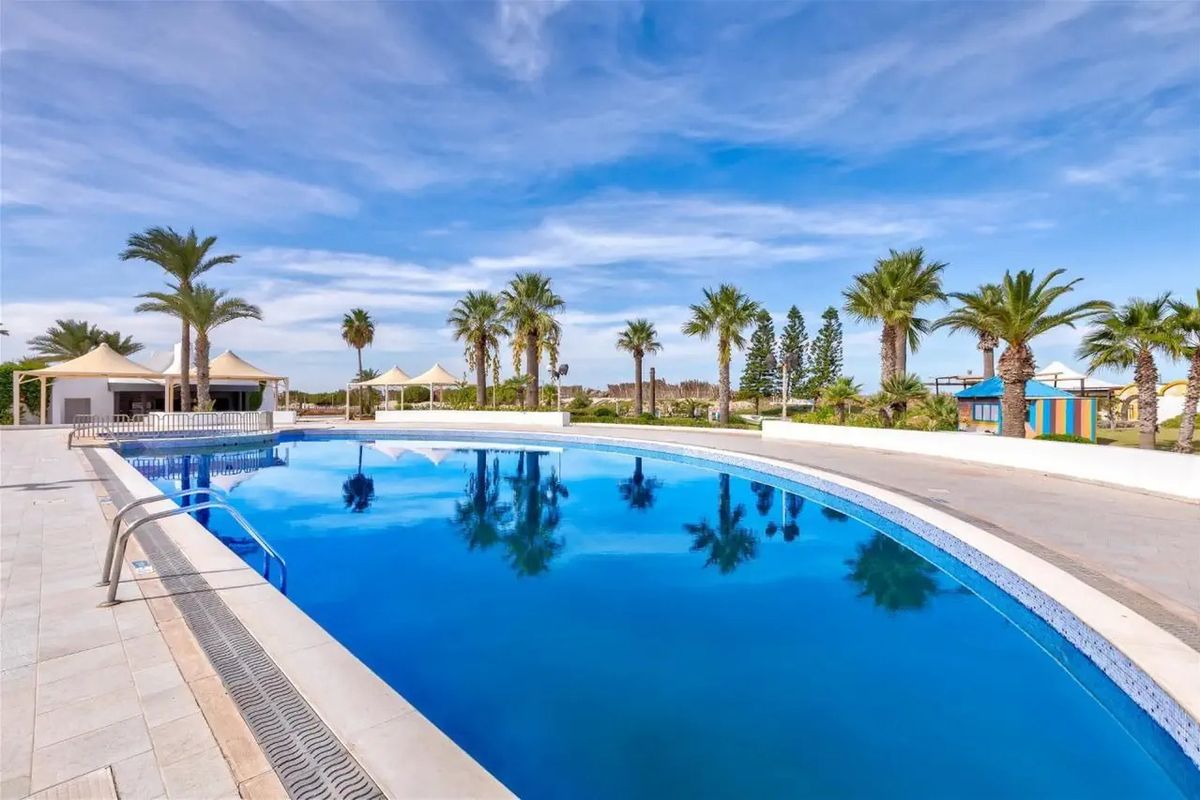 One Resort Jockey - teren hotelu