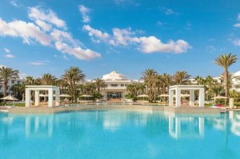 Radisson Blu Palace Resort