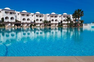 Royal Tulip Taj Sultan ex Golden Tulip Taj Sultan