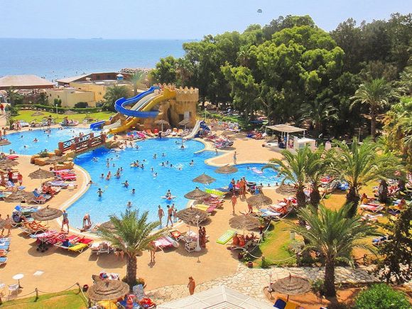 Salem Sea-Side Club &amp; Aquapark