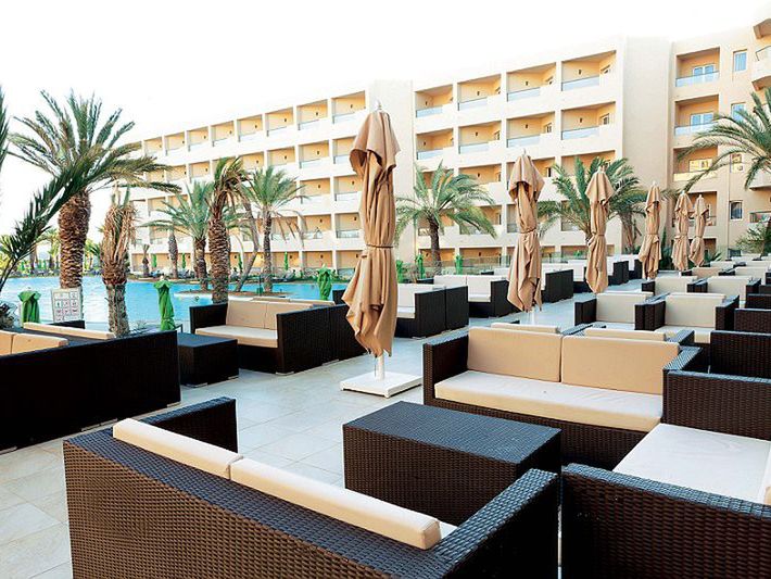 pool bar