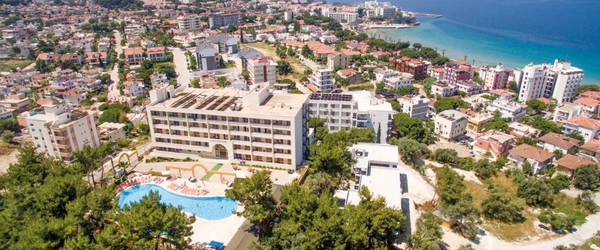 obiekt, teren hotelu