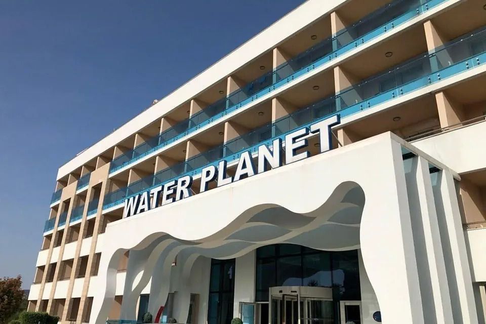 A Good Life Utopia Family Resort (ex. Water Planet & Aquapark) - budynek główny