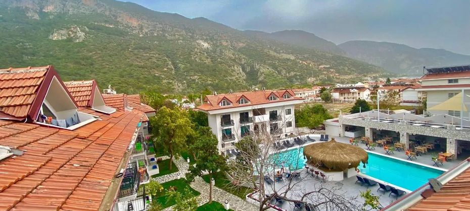 Akdeniz Beach