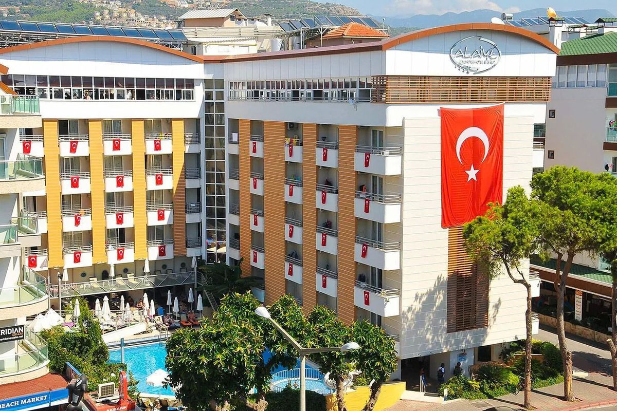Alaiye Kleopatra - teren hotelu