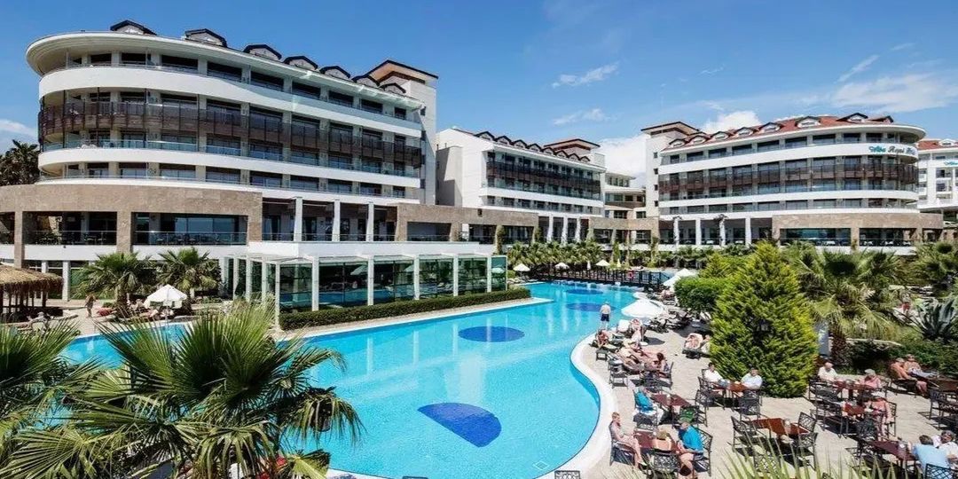 Turcja na 7 dni w grudniu: 5⋆ hotel od 2 421 zł