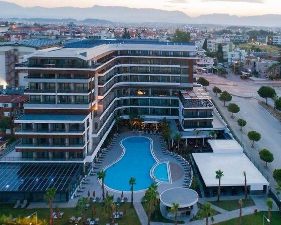 Alexia Resort & Spa