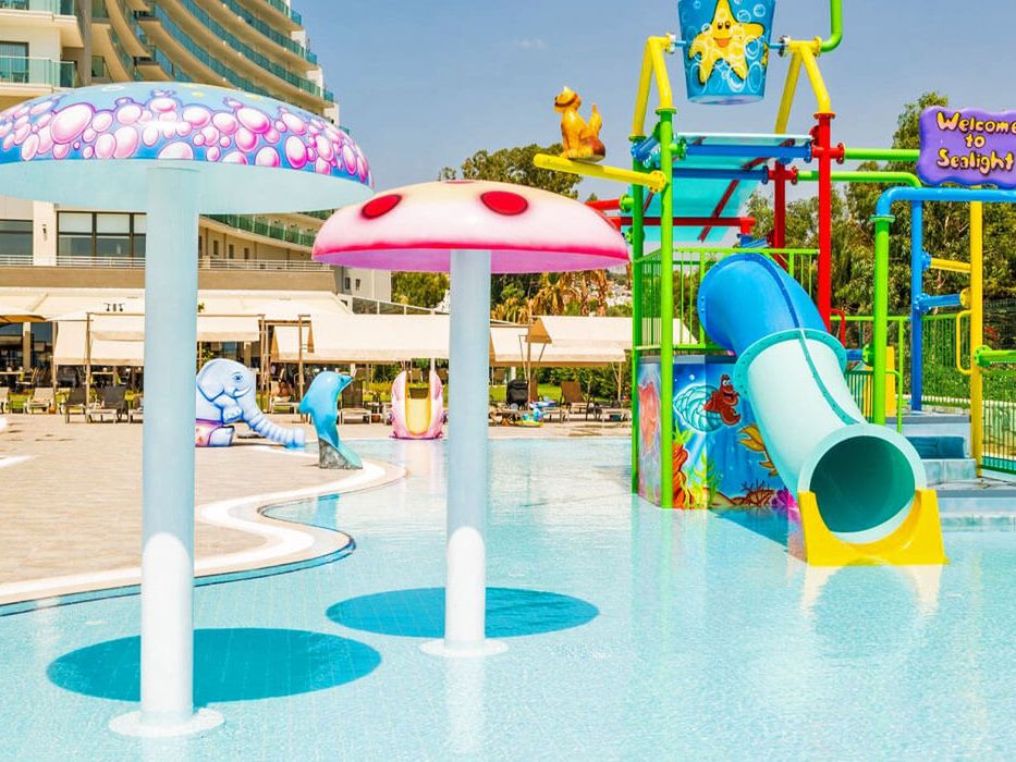 basen, aquapark, zjeżdżalnia, brodzik