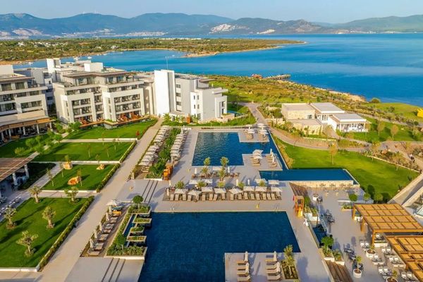 Anda Barut Collection