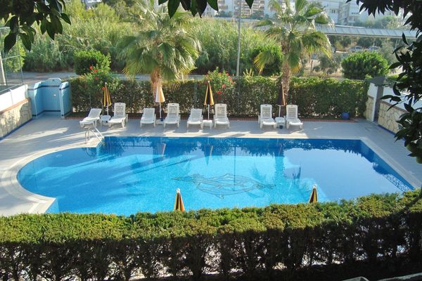 Antik Garden