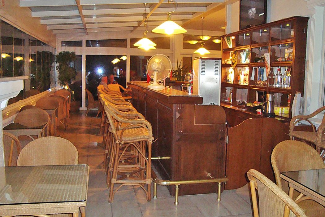 Antik Garden - drink bar