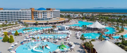 Aquasis Deluxe Resort & Spa