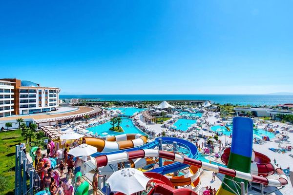 Aquasis Deluxe Resort & Spa