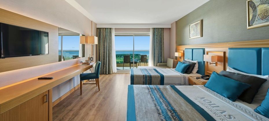 Aquasis Deluxe Resort & Spa