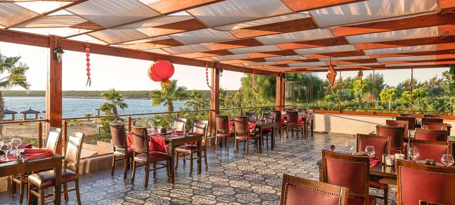 Aquasis Deluxe Resort & Spa