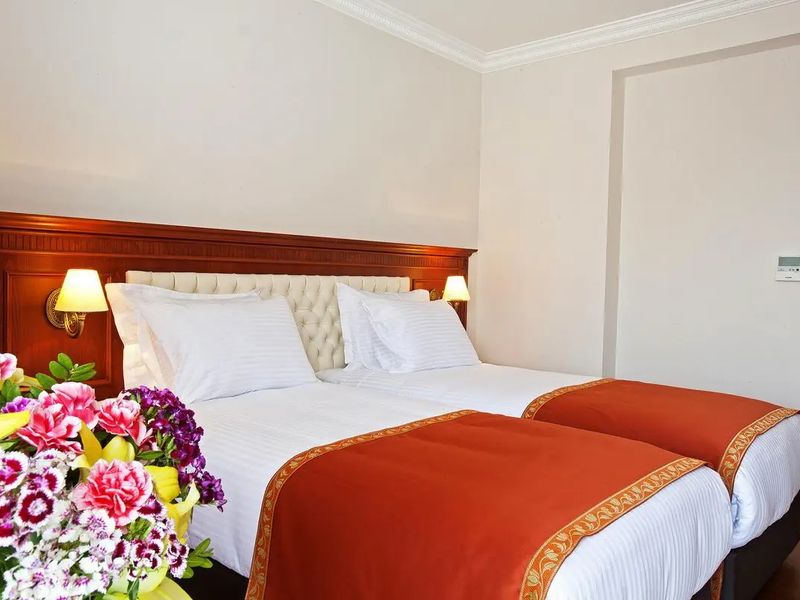 Aren Suites
