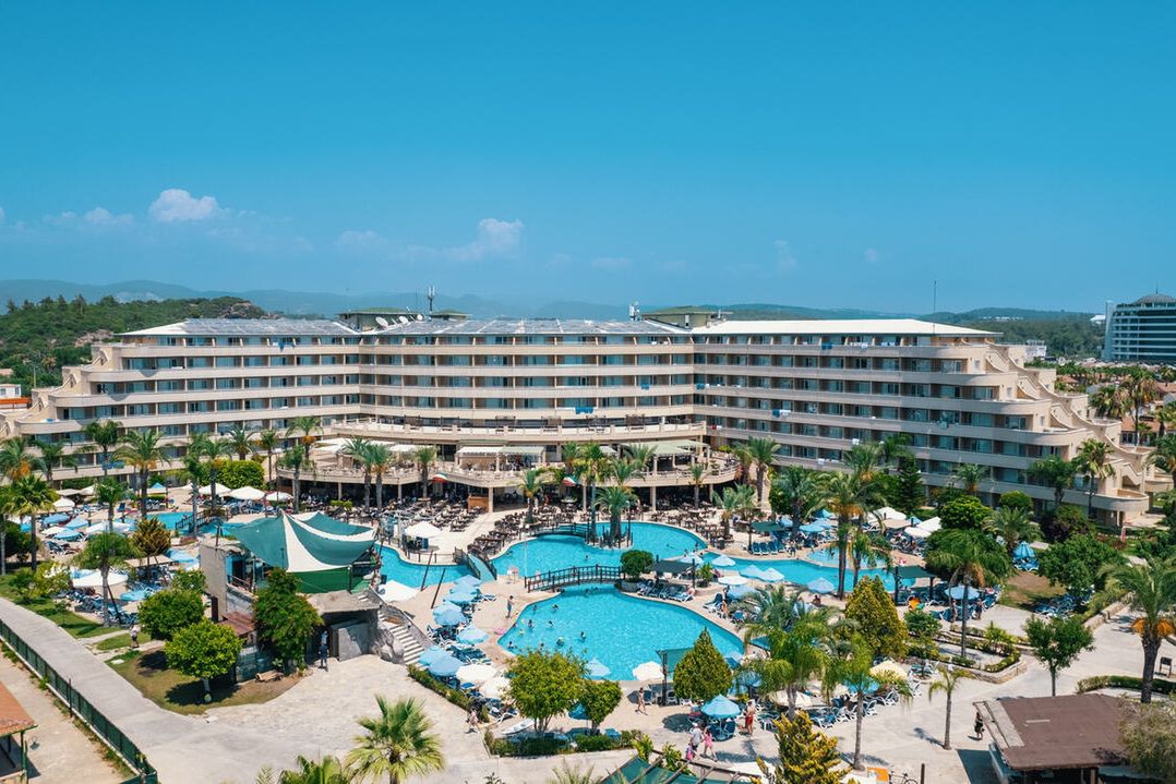 Hotel Armas Pemar Beach Resort