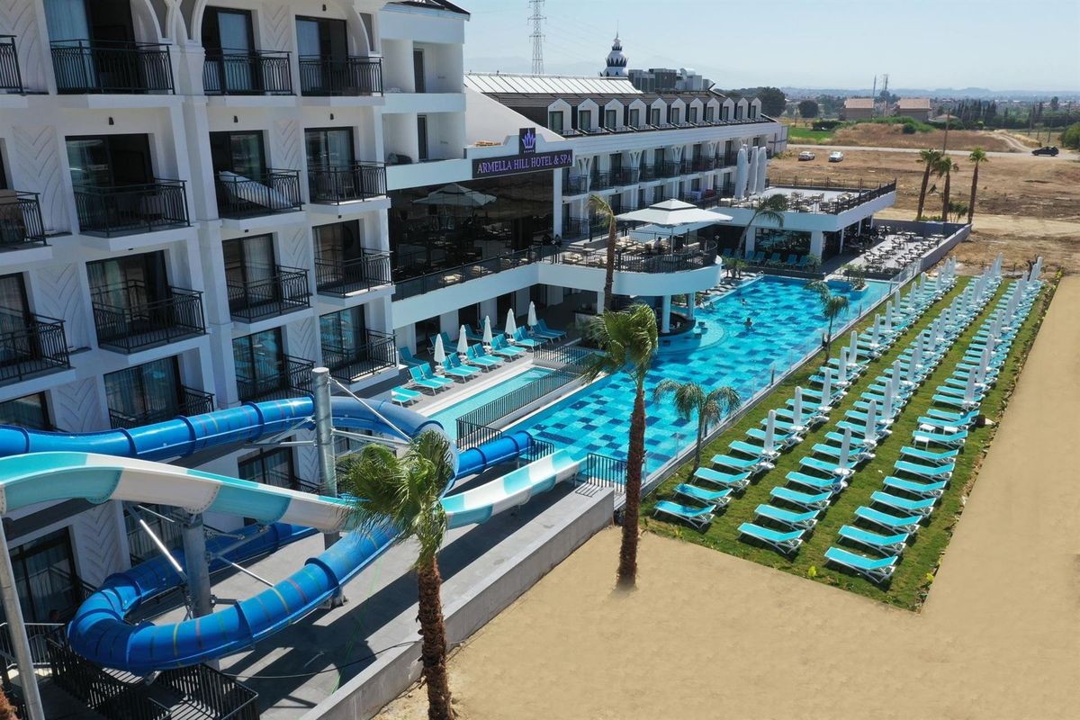 Armella Hill - basen