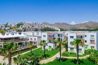 Armonia Holiday Village