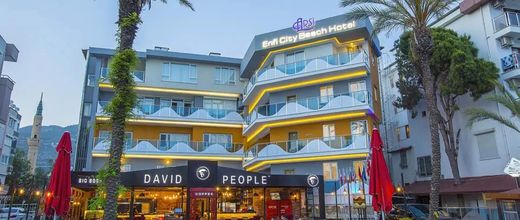 Arsi Enfi City Beach