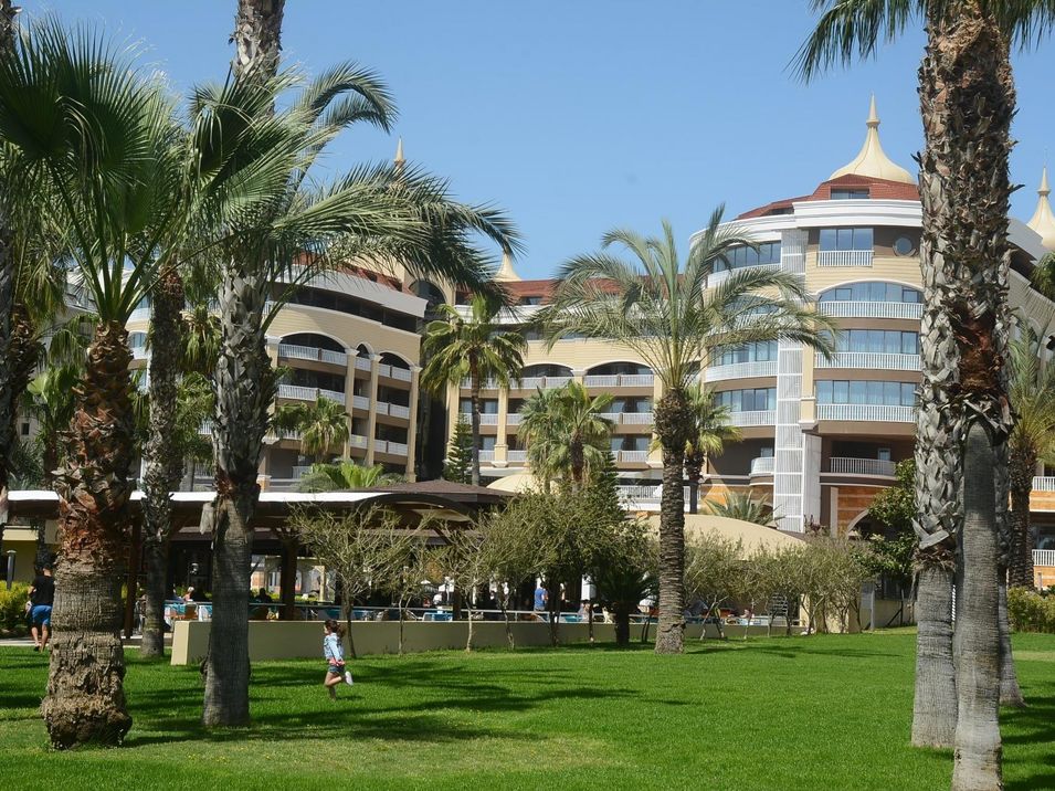 obiekt, teren hotelu