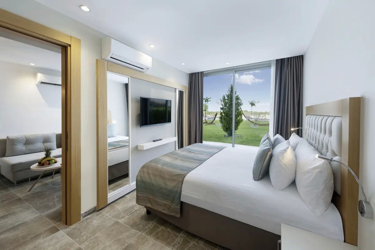 Aska Lara Resort & Spa - pokój