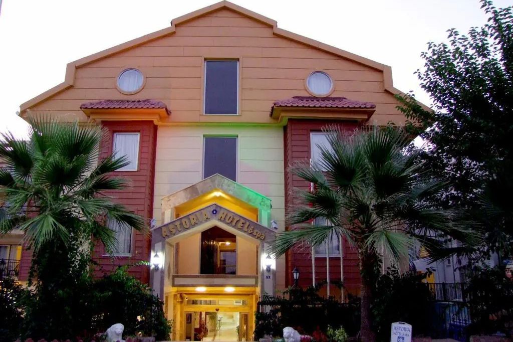 Astoria (Kemer) - budynek główny