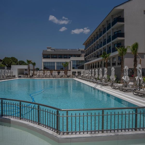 Hotel Avia Resort & Spa w Turcja (Side) - oferta last minute