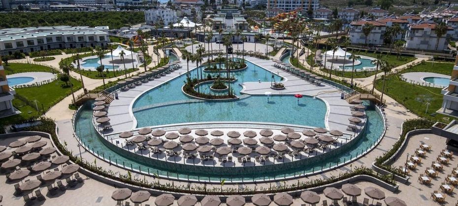 Azura World (ex. Wyndham Alanya)