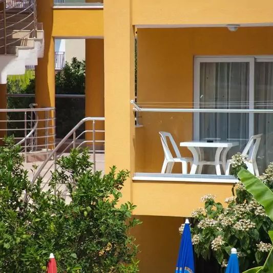 Begonville Apart