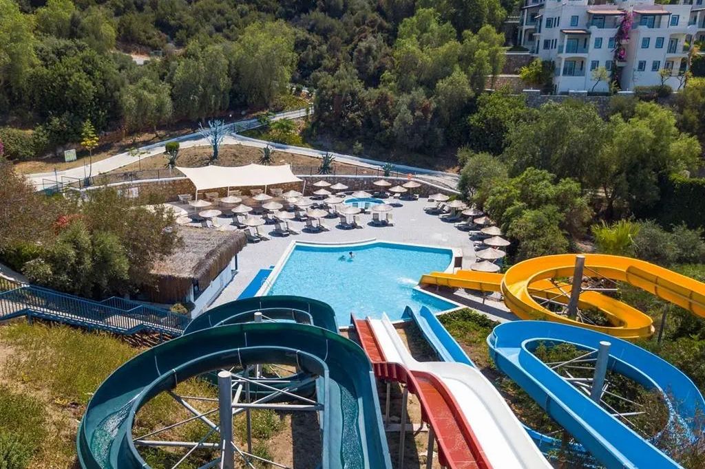 Bodrum Holiday Resort - basen