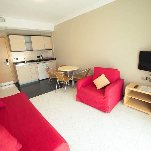 Candan Apart Hotel