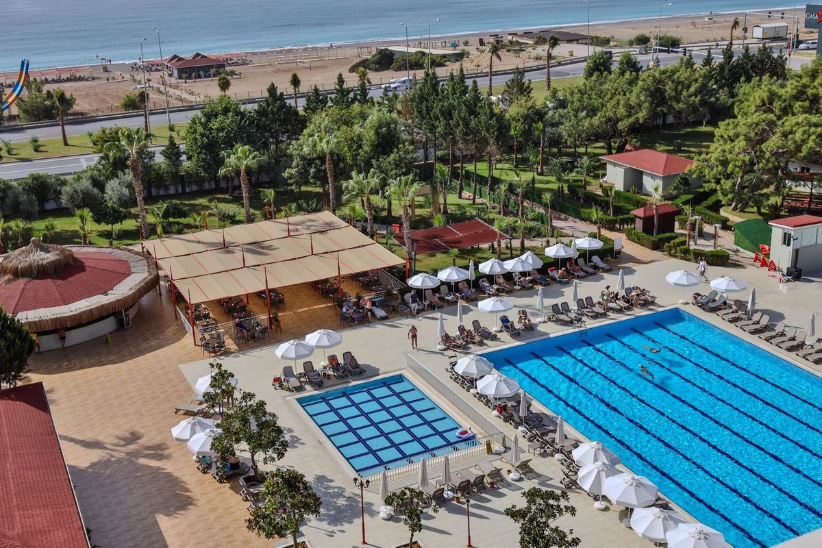 Casa Fora Beach Resort - teren hotelu