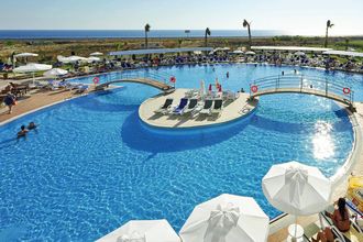 Cenger Beach Resort