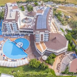 Cenger Beach Resort (Side)
