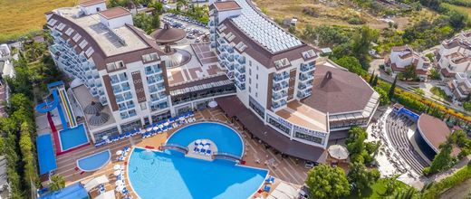 Cenger Beach Resort (Side)