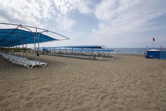 Cenger Beach Resort Side