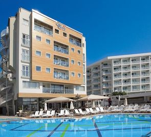 Cettia Beach Resort