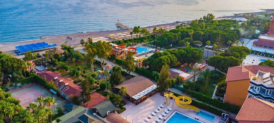 Clover Magic Park Beach