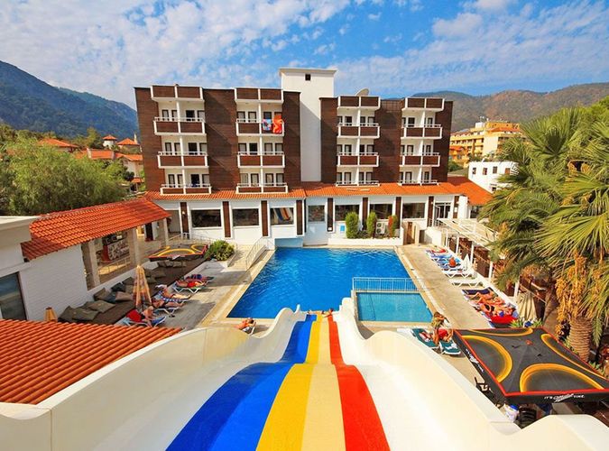 Club Munamar Beach Resort