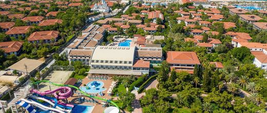 Club Nena (Side)
