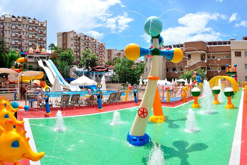 Club Paradiso - basen