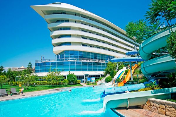 Concorde Deluxe Resort