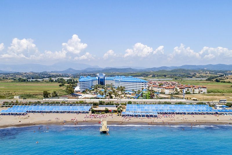 Crystal Admiral Resort - obiekt